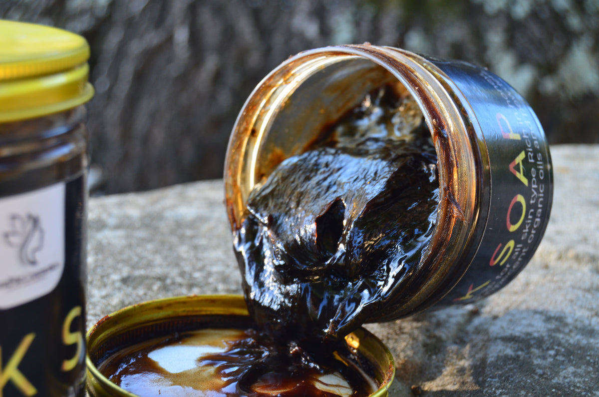 Honey Baked Black Soap (500ml)